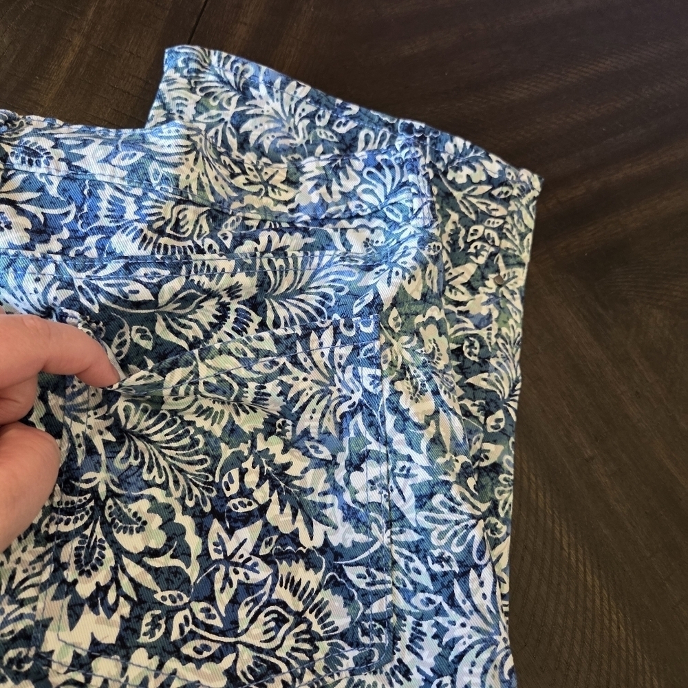 Capri Jeans Blue & White Floral Print - NWT Size 16 - Picture 7 of 10